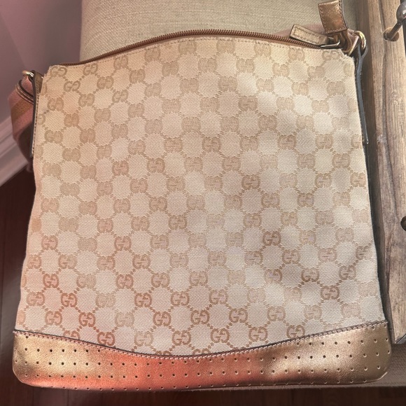 🌺FINAL SALE🌺 Gucci Monogram Messenger Bag - Picture 15 of 15